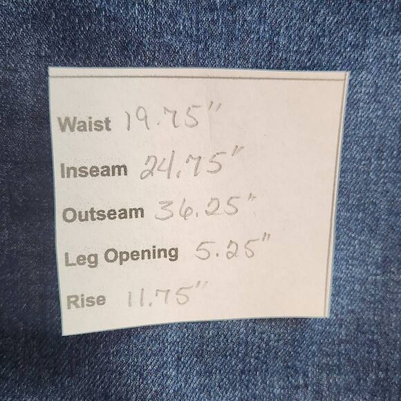 Lane Bryant Cropped Jeans Size 22 Plus Size Cropped Denim with Faded Details - Picture 8 of 8